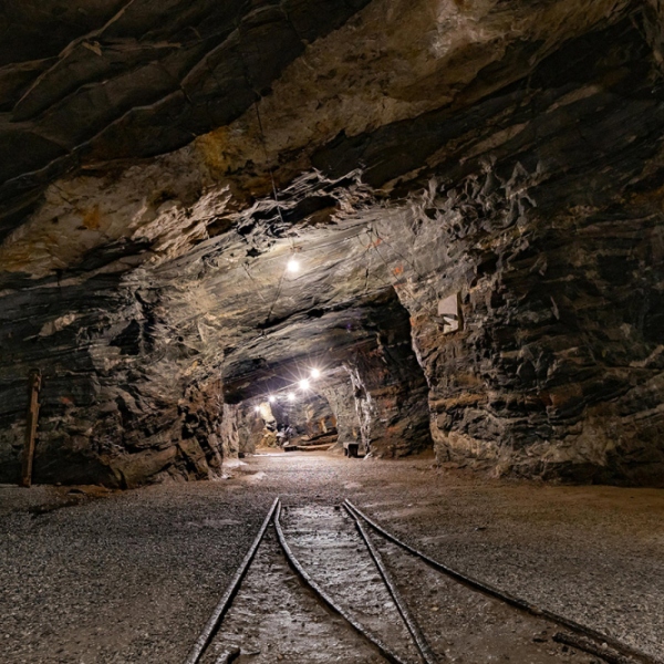 Innovación Usach busca optimizar moldes para fabricar grandes piezas metálicas para la minería
