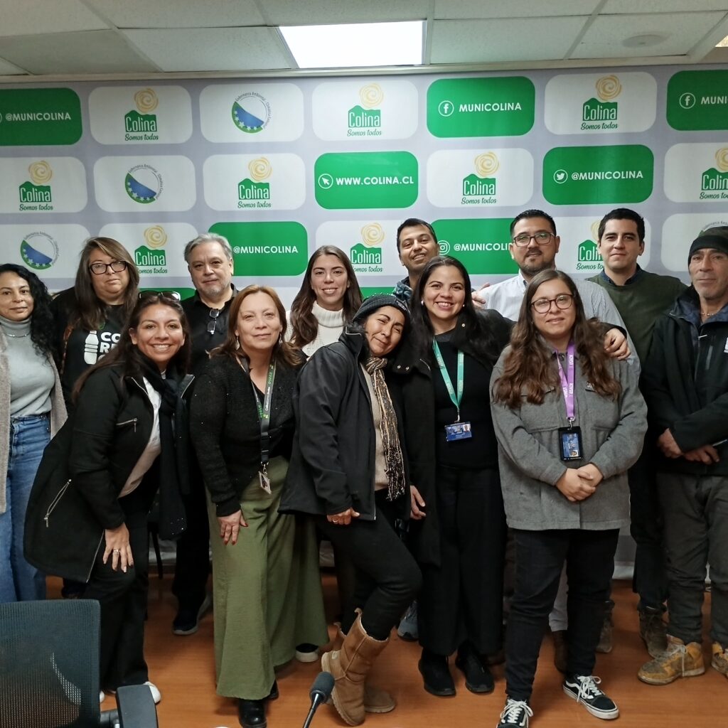 Estudiantes de Ing. Civil en Ambiente Usach presentan propuestas de gestión de residuos a la Municipalidad de Colina