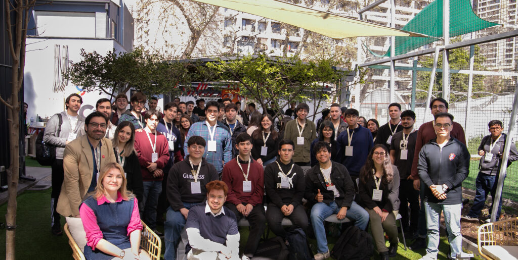 Programa Vector realiza Meetup con alta inscripción y conexión con la ruta de innovación y emprendimiento Usach