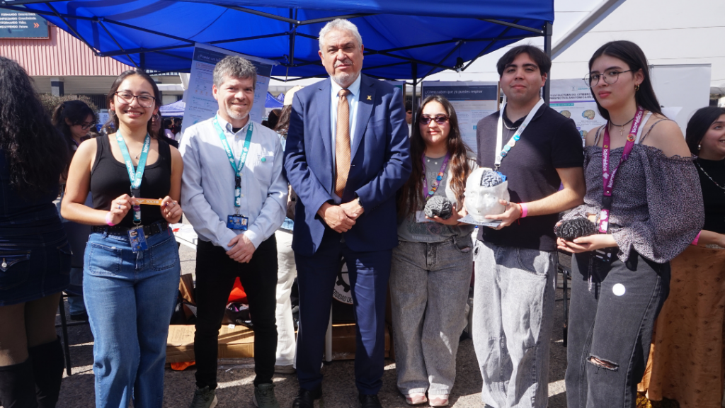 Ingeniería Civil Biomédica USACH participa exitosamente en el NeuroFest 2026